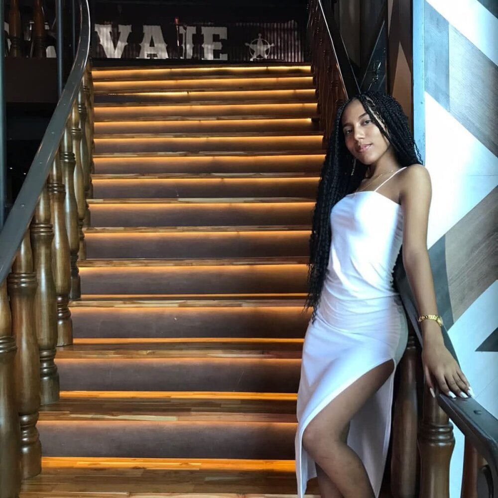 iam_nicolle Chatroom