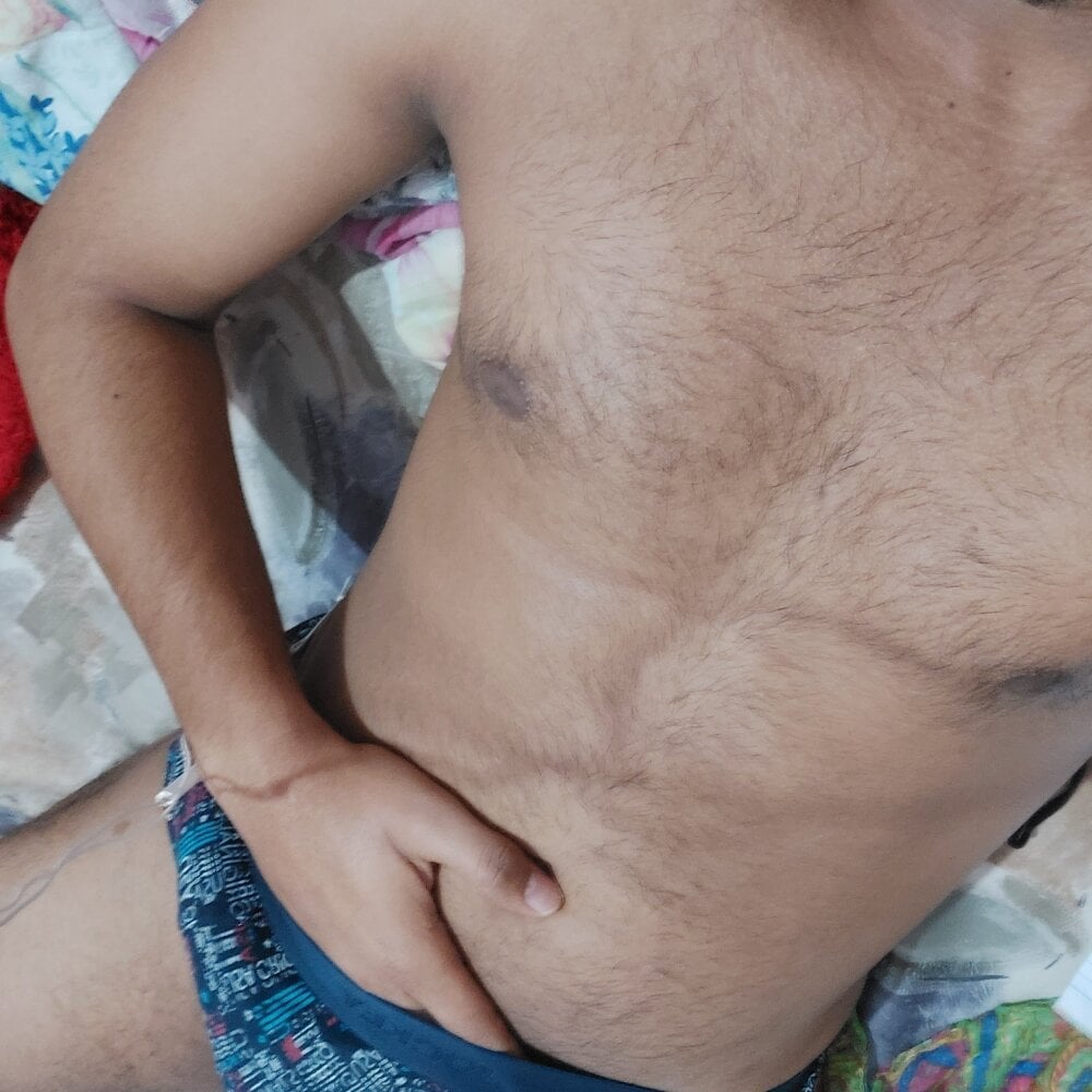 indian_boy001 Chatroom