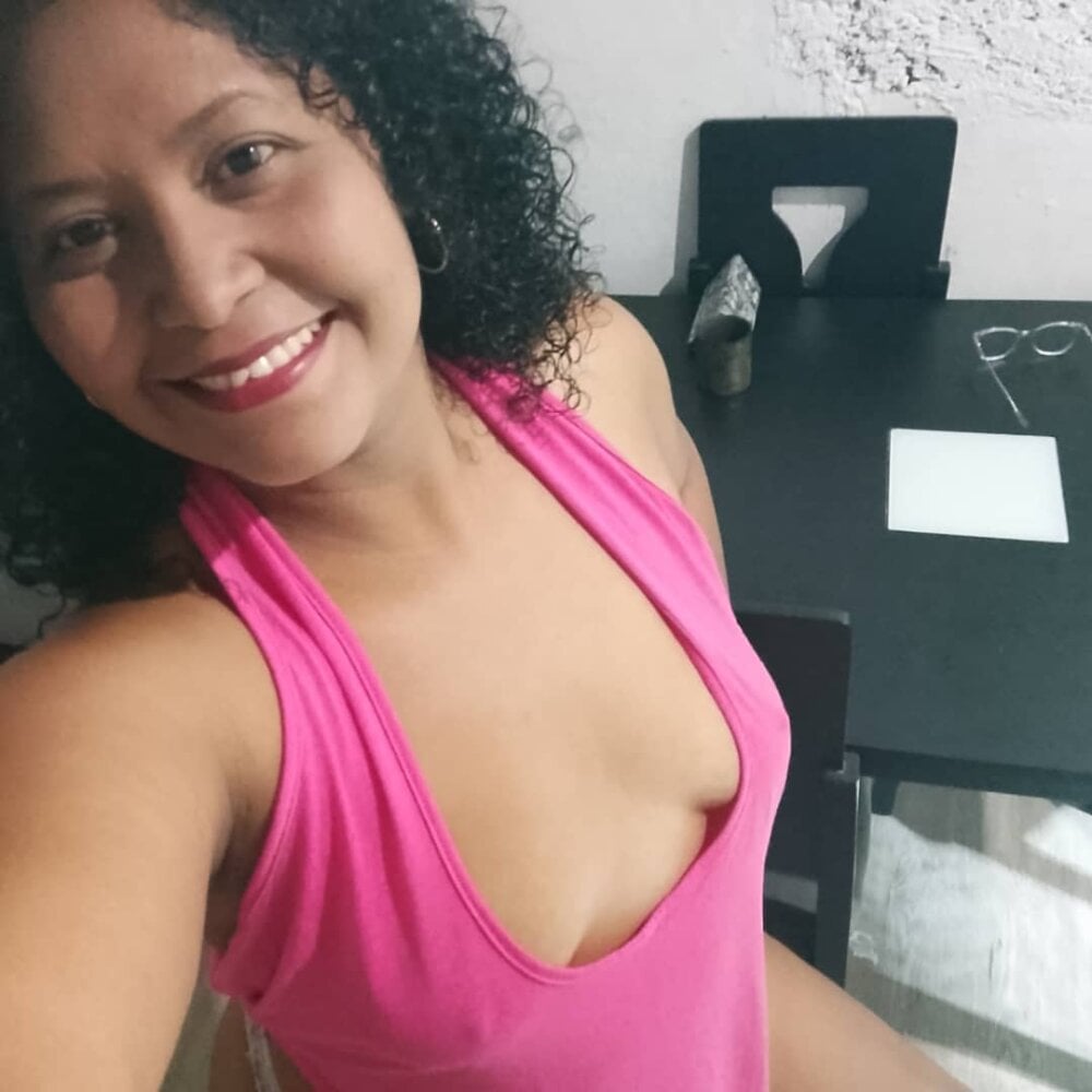 isabel_and_hekler Chatroom