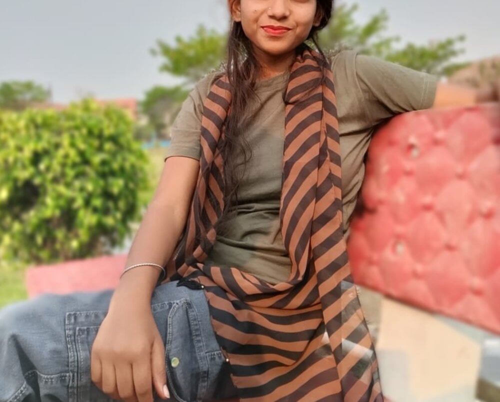 its-muskan05 Chatroom