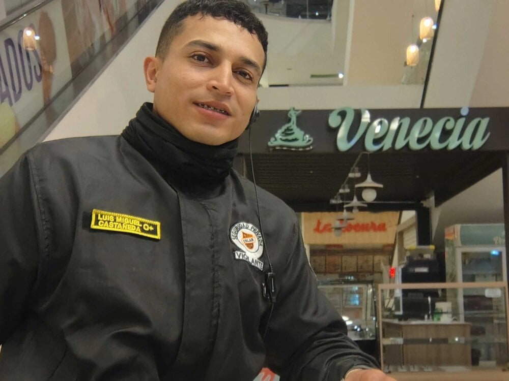 jovencolombianht Chatroom