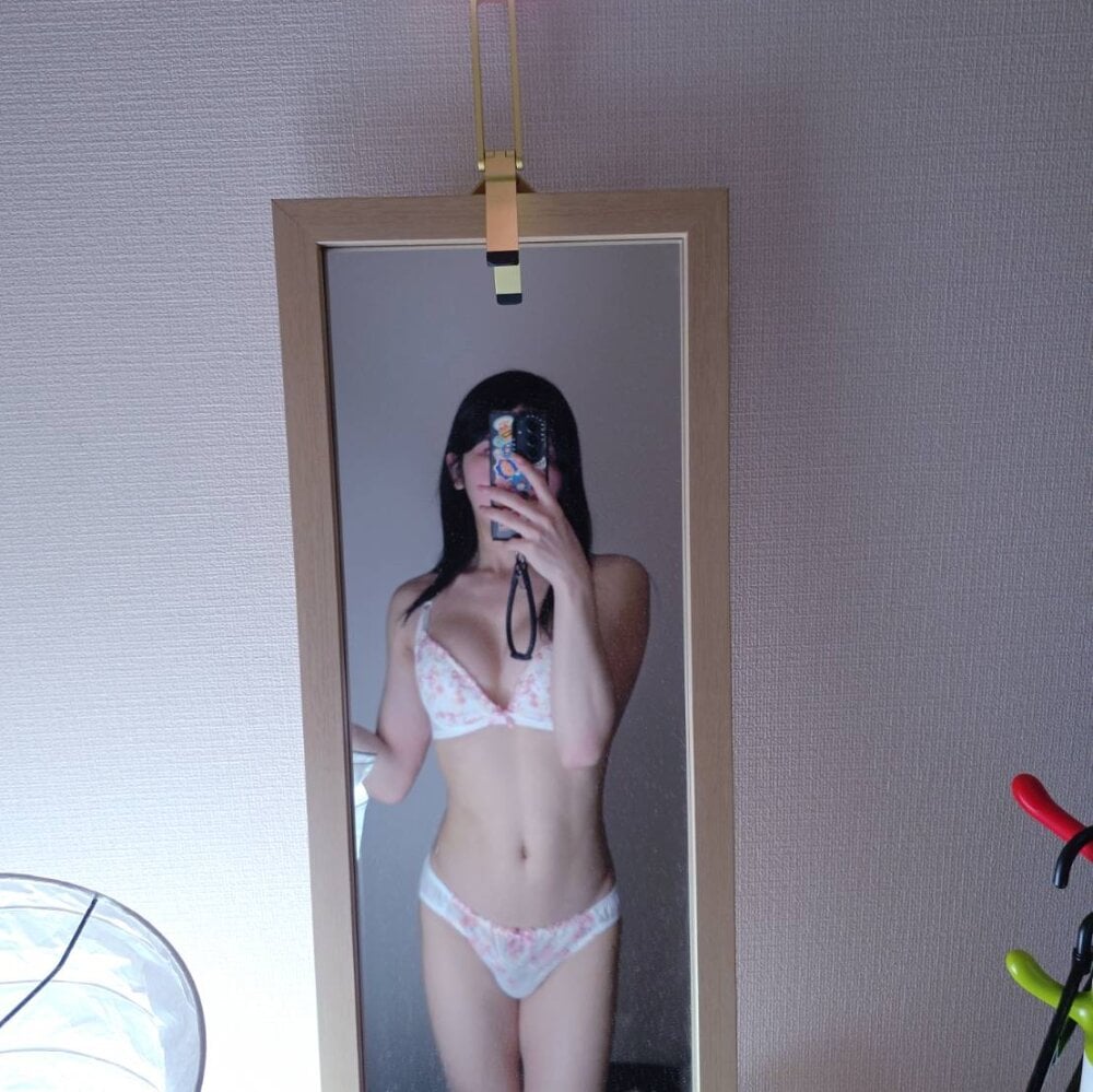 jpshemaleyua Chatroom