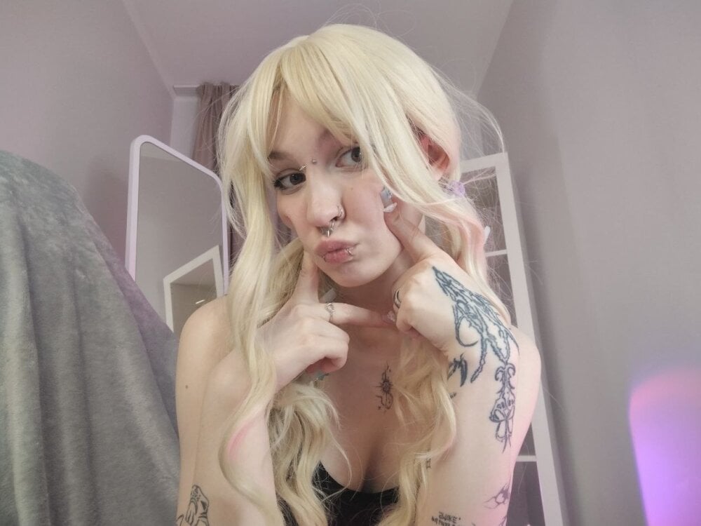 julia_key Chatroom