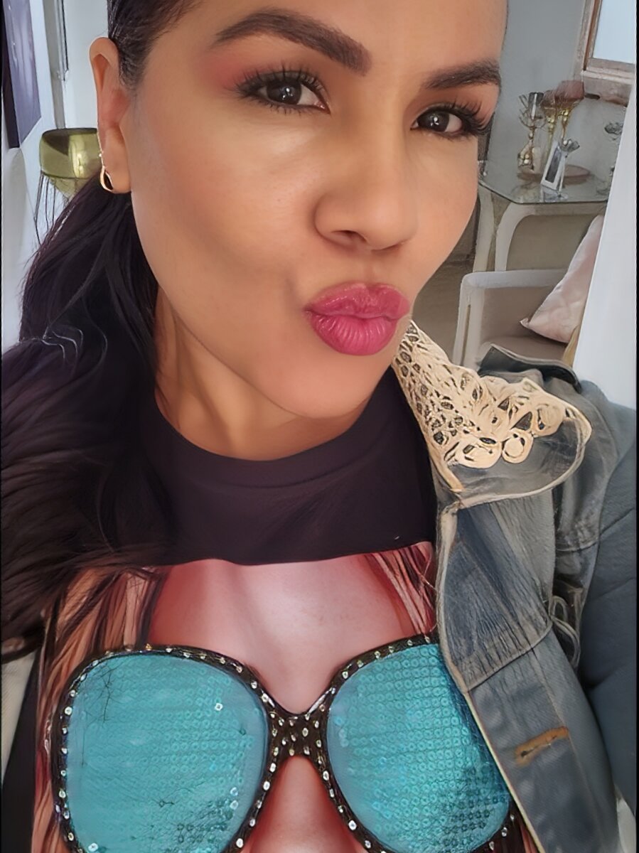 karla-bruni Chatroom