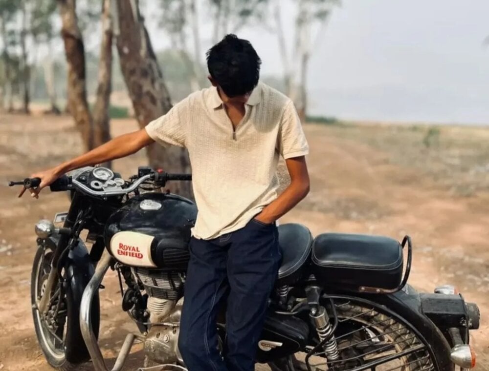 karthiksanjay_dusky Chatroom