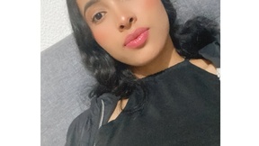 Live Snapshot of katrinaclarks katrinaclarks