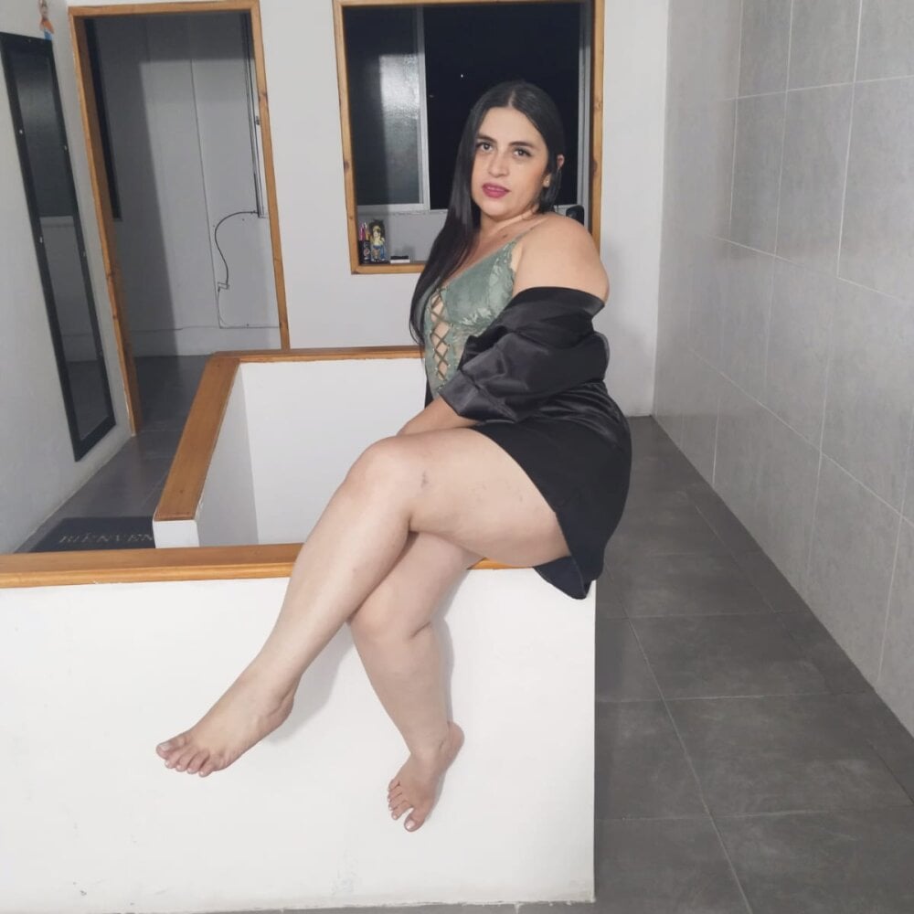 kattia_connors Chatroom