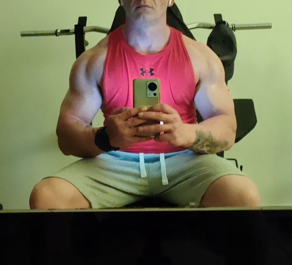 kros_bombik1993 Chatroom