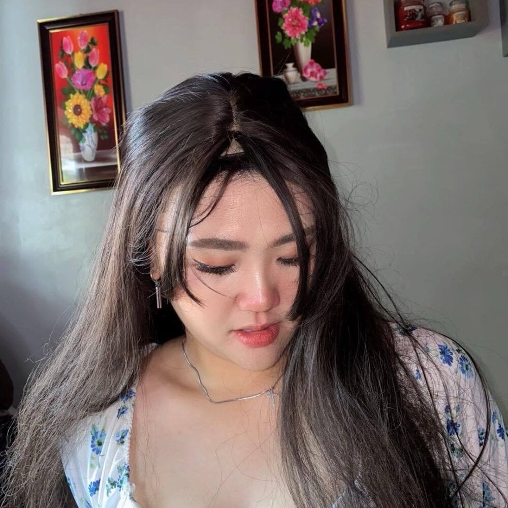 lady_fingertips Chatroom