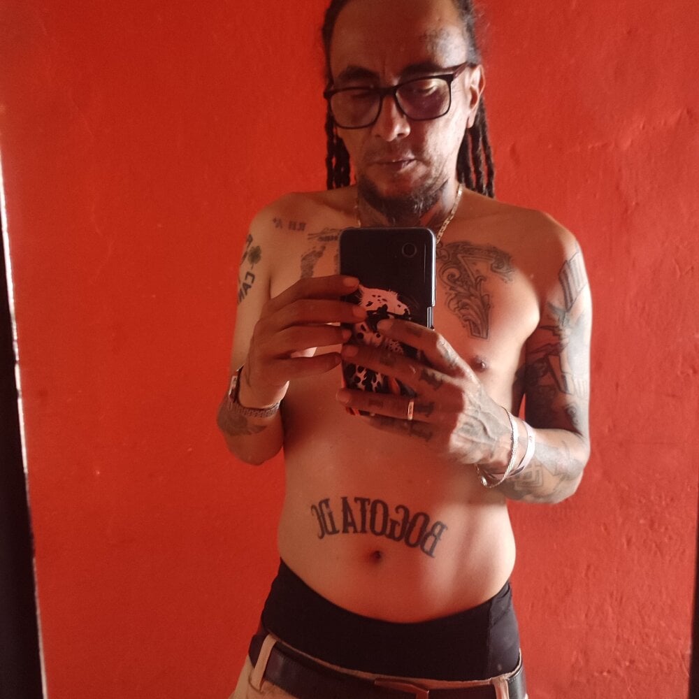 leondorado27 Chatroom