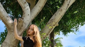 Live Snapshot of leslie-my-lovee leslie-my-lovee