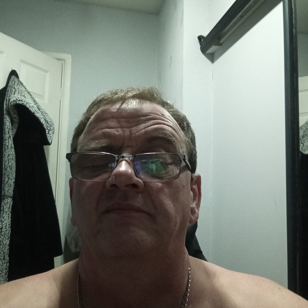 letsgetsticky54 Chatroom