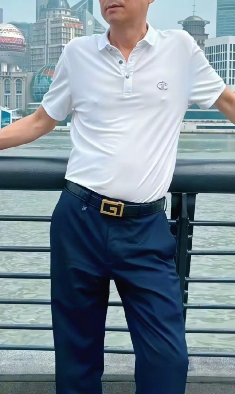 liangyueguo520 Chatroom