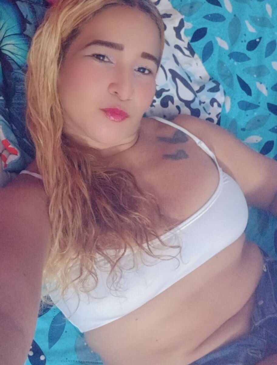 libby_blonde Chatroom