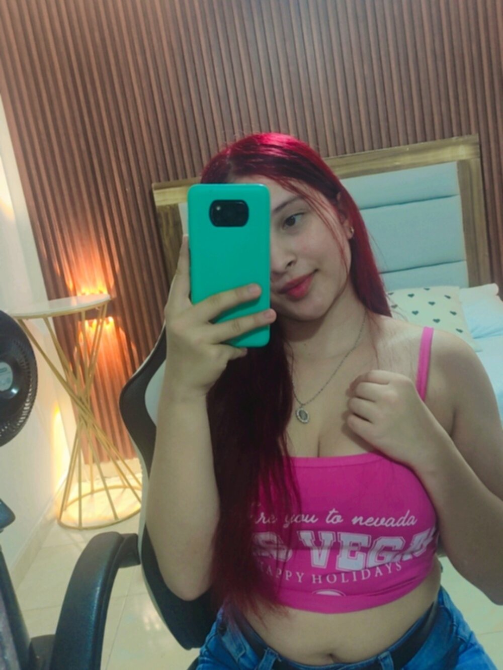 lili_cardenas_ Chatroom