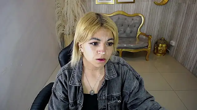 lili_conor_s Chatroom