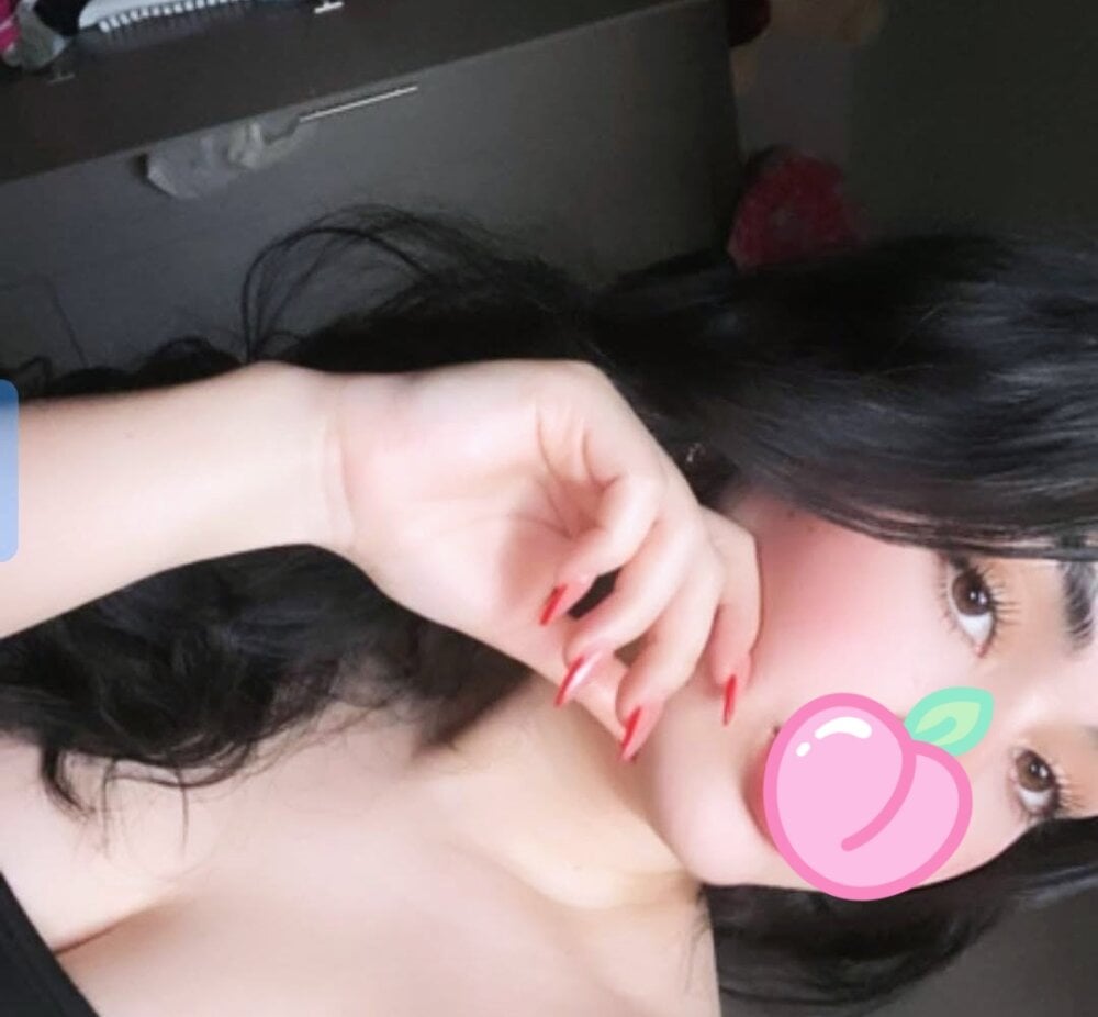 linalolo_12 Chatroom