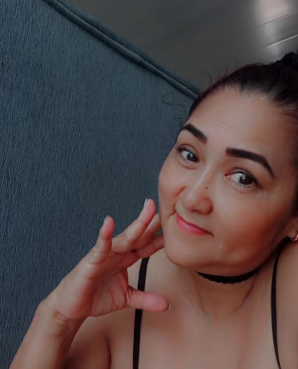 linda_luna29 Chatroom