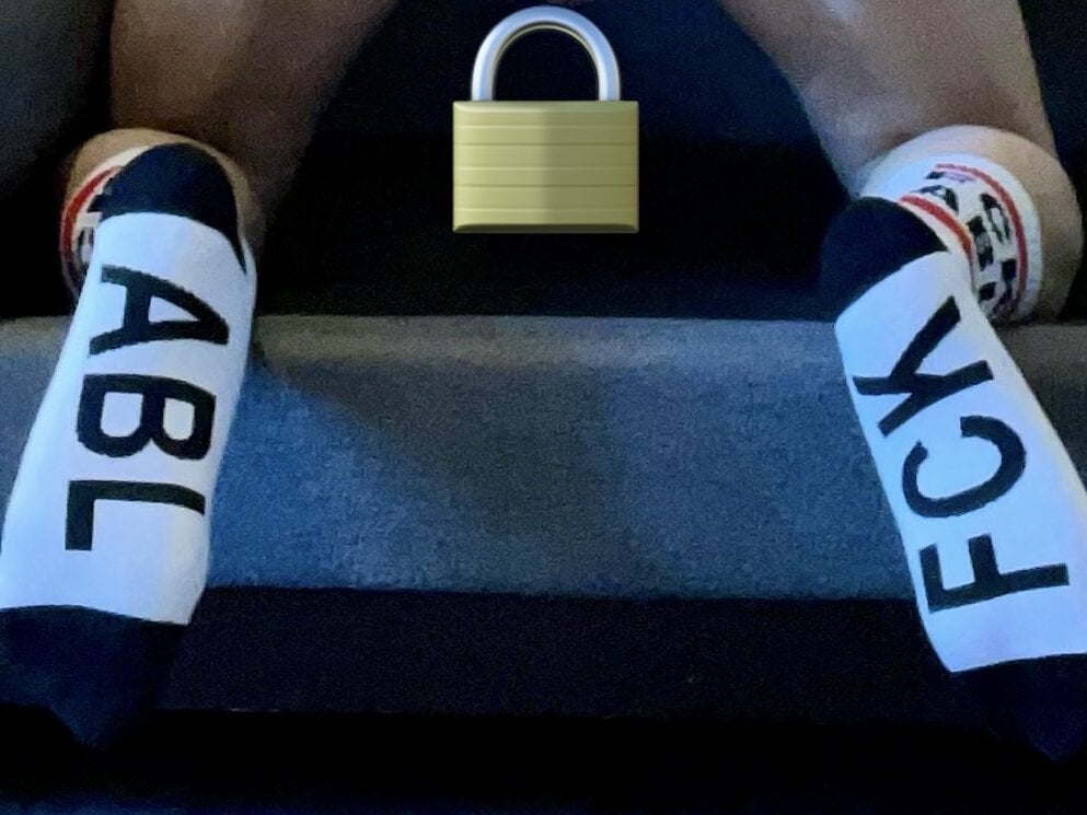 locked_guy_de Chatroom