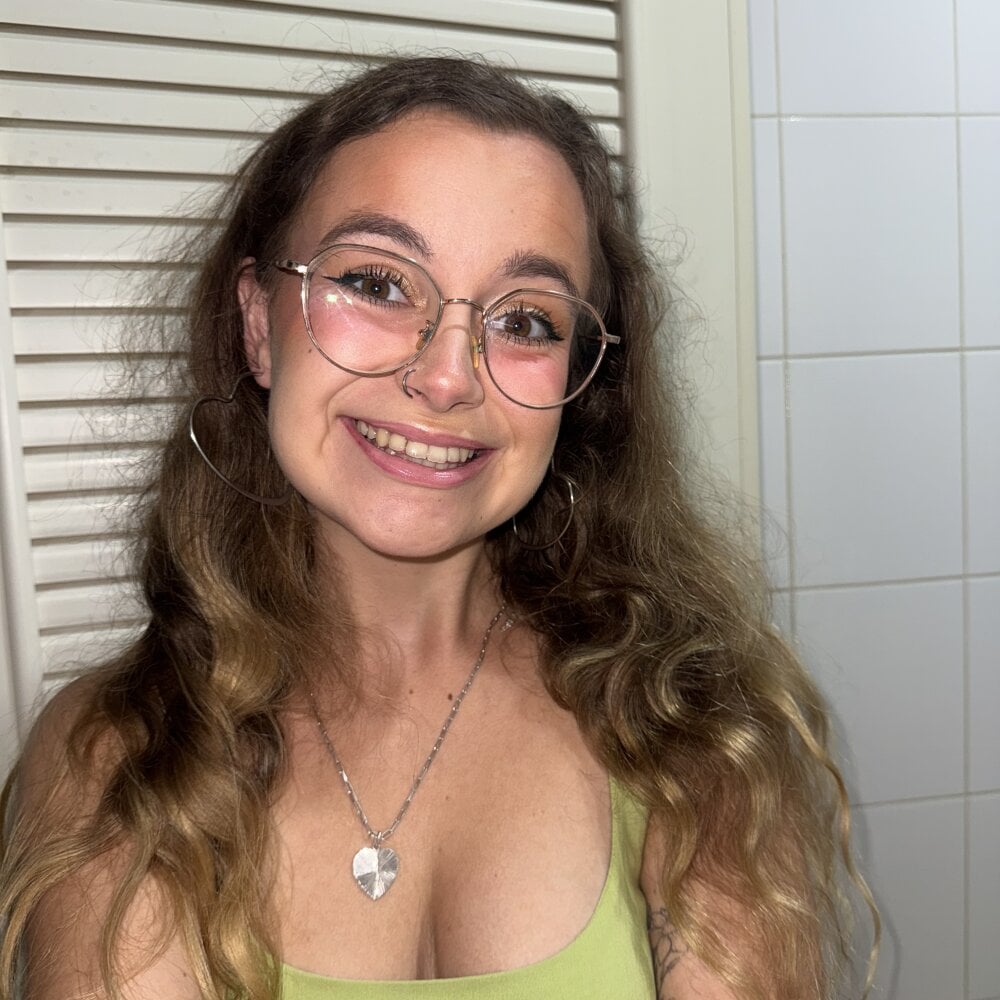 lolatheangel Chatroom