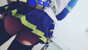 lonely_Cosplay_chick