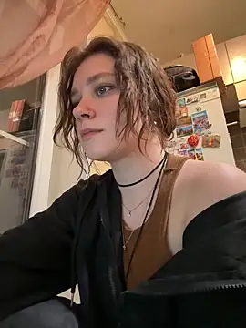lucy-joy Chatroom
