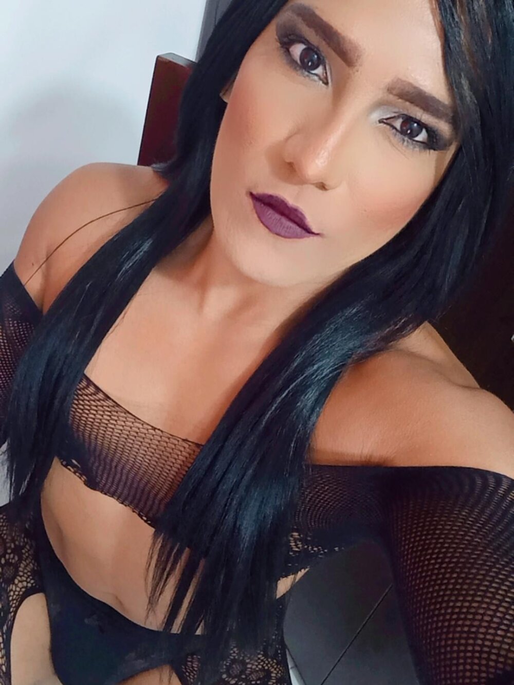 luisaqueenxxx Chatroom