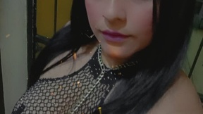 Live Snapshot of lulu-hot-bitch lulu-hot-bitch