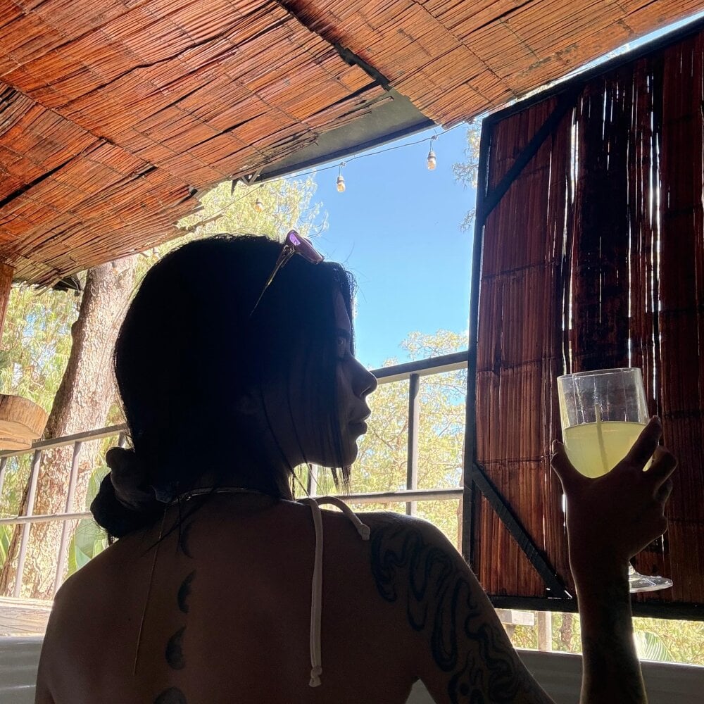 luna_blannco Chatroom