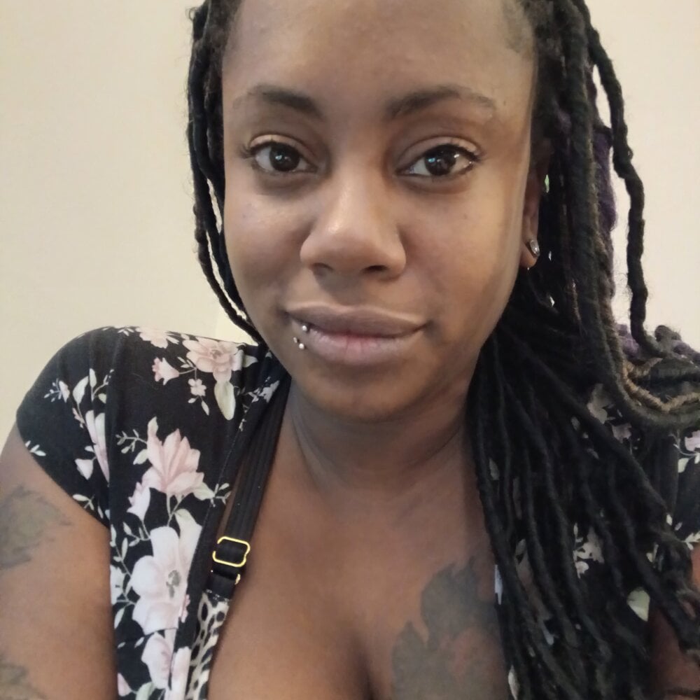 madame_peitho Chatroom