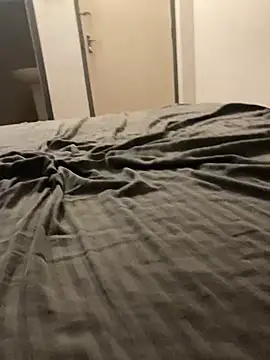 madu-Nisansa Chatroom