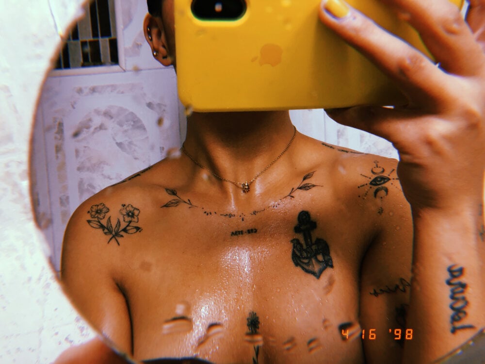 marcoz_charlotte05 Chatroom