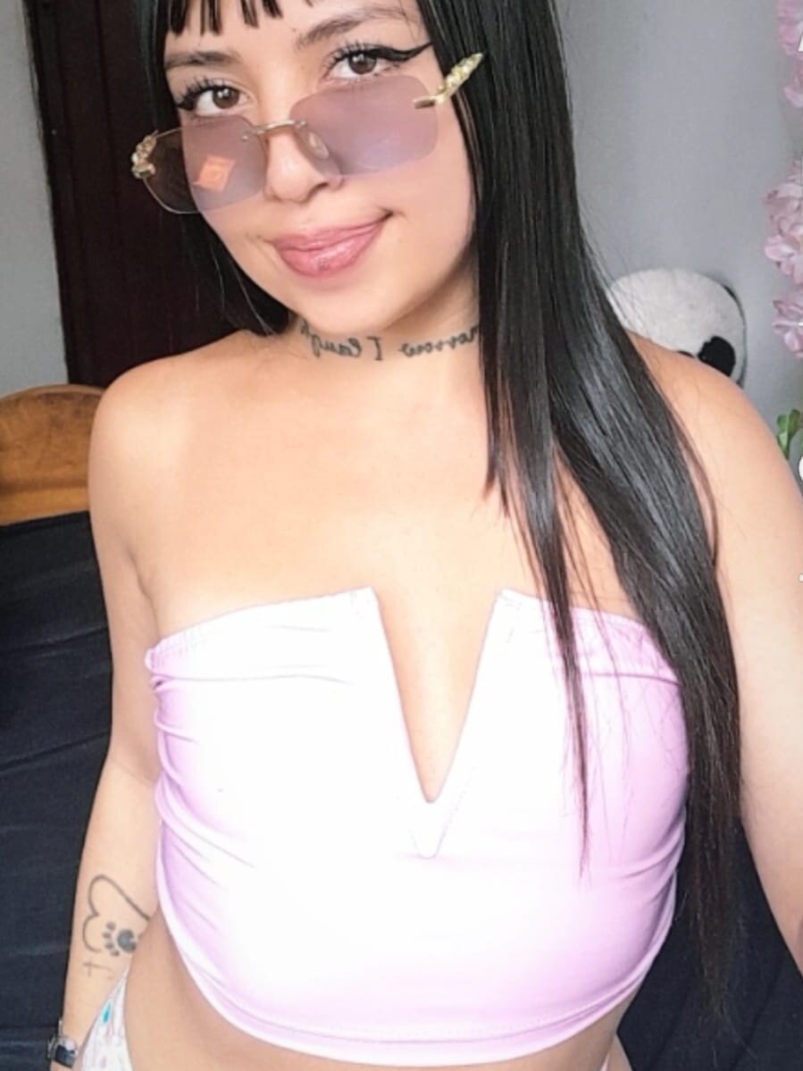 mary_luckaysha Chatroom