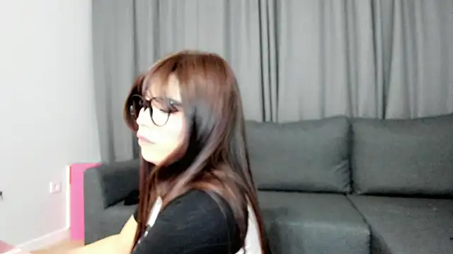 may_mia Chatroom