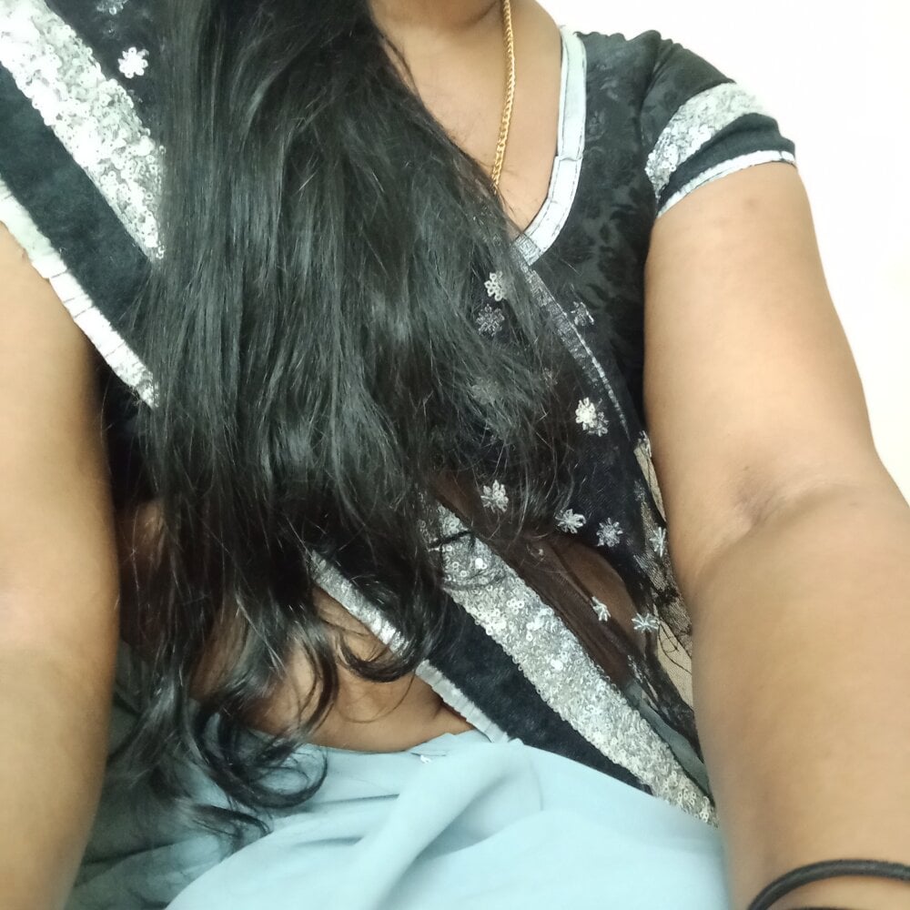 maya_sweety24 Chatroom