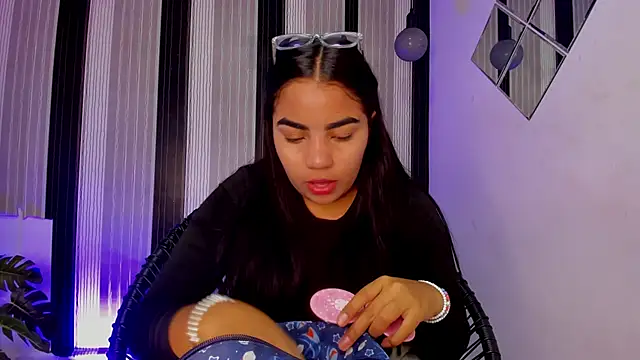melodiipierce_ Chatroom