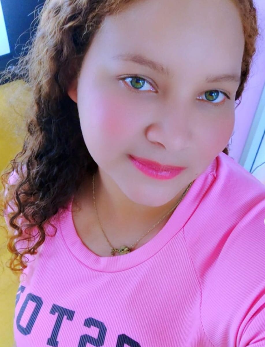 mercedezsweet303av Chatroom