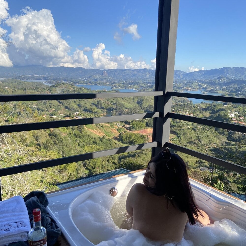 mia_fontana_ Chatroom