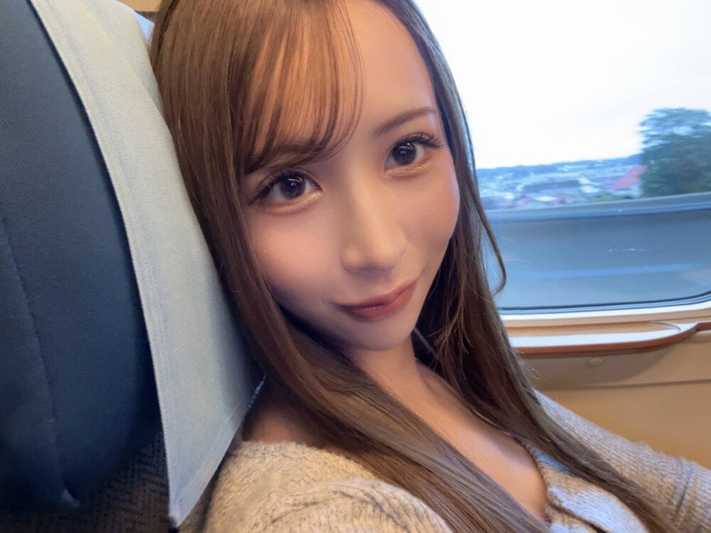 mia_mia2_ch Chatroom