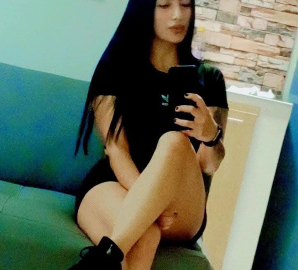 miabelmonte Chatroom