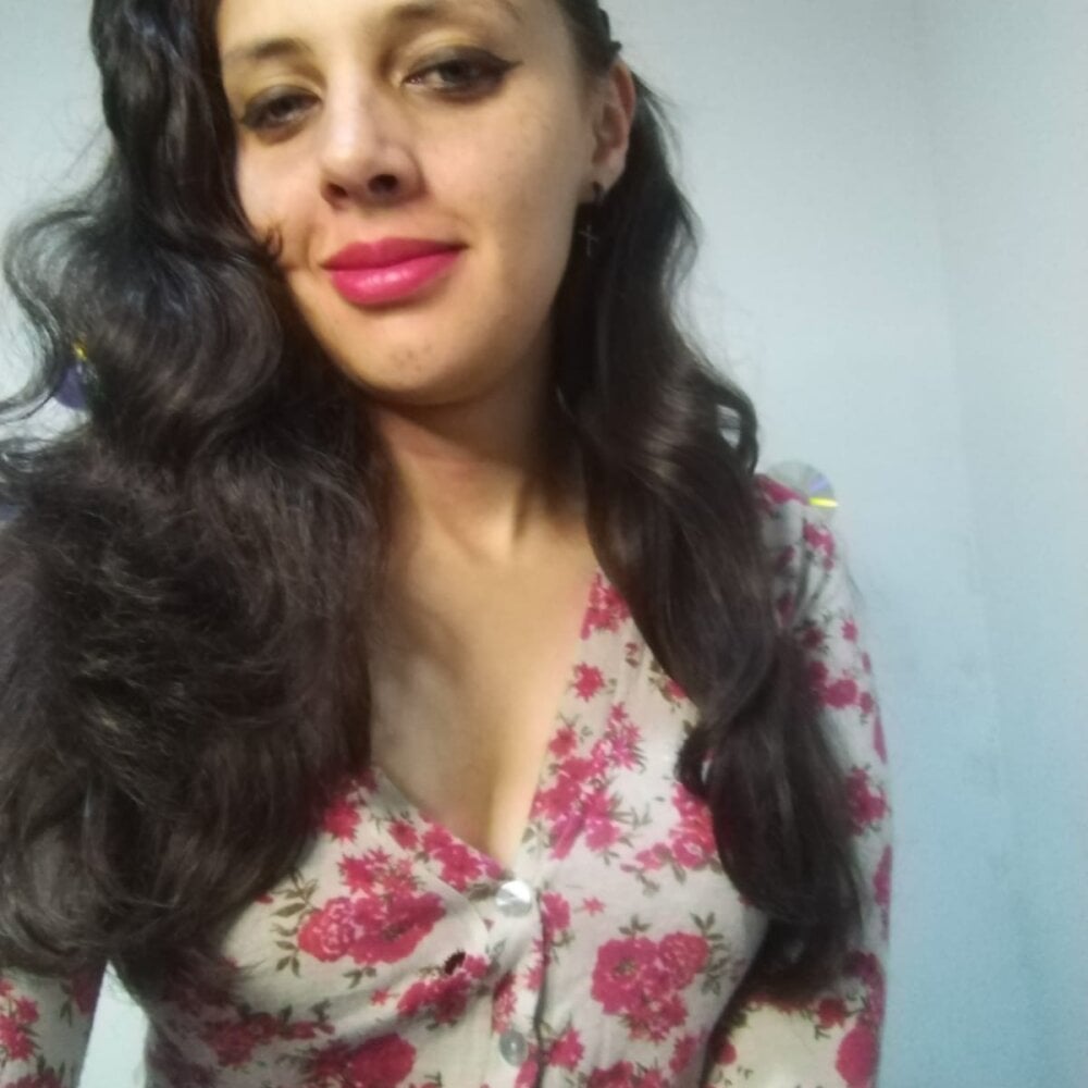 mile_and_sabue2023 Chatroom