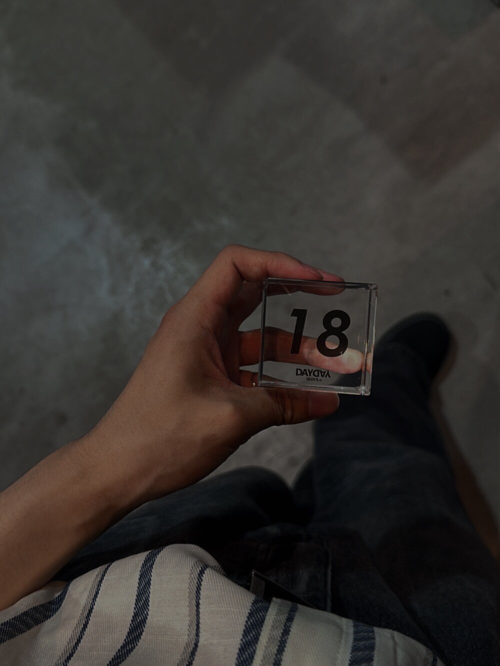 mirror_x_room Chatroom