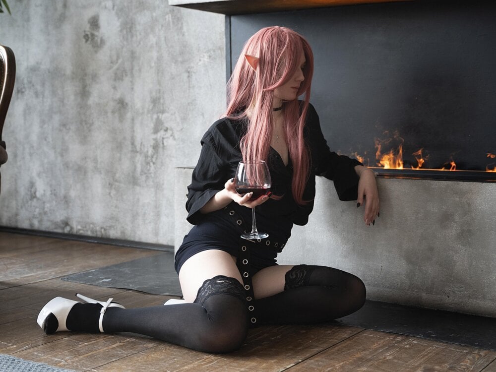 misty_arrow Chatroom