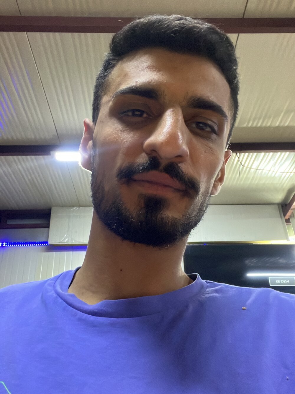 mmehmetgulerr Chatroom