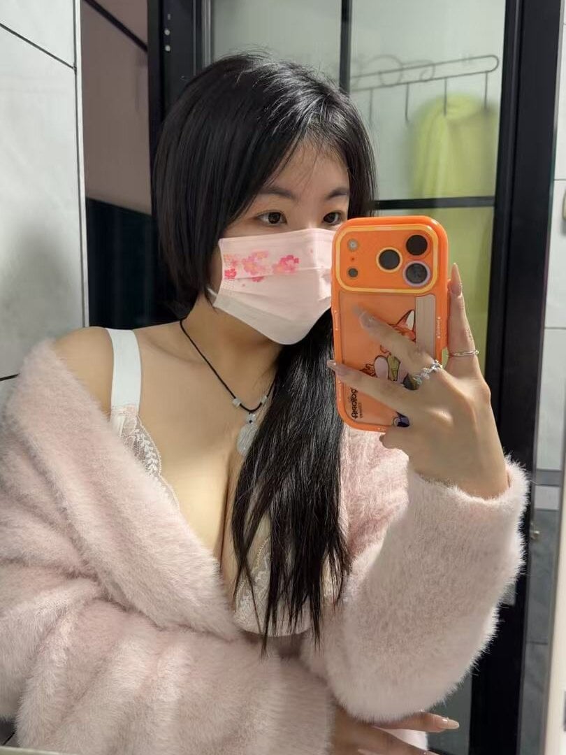 mooe-123123 Chatroom