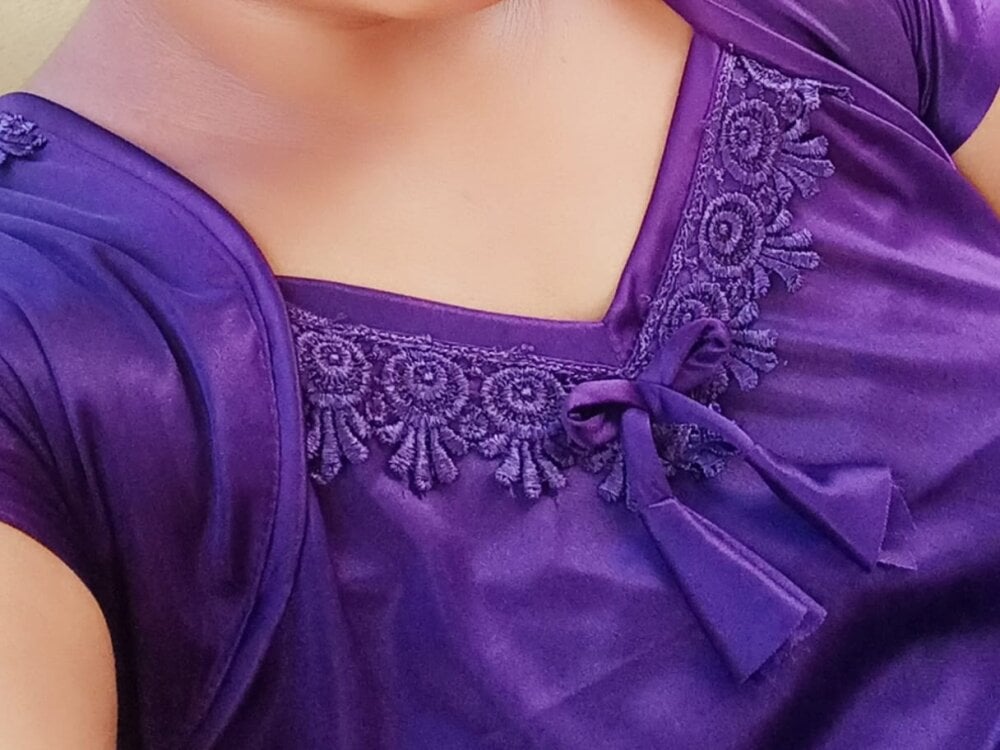 nadhiya-telugucouple Chatroom