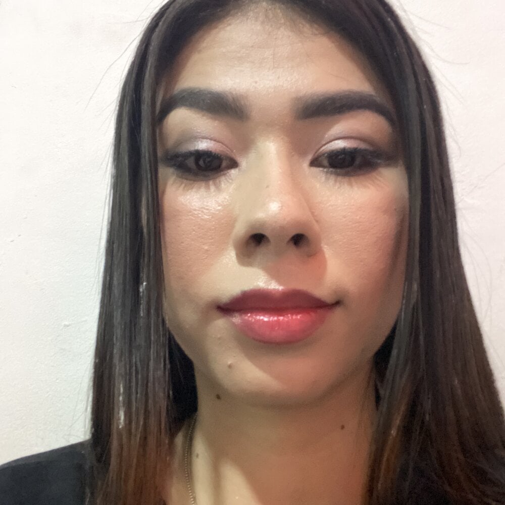 nahomibeckers Chatroom