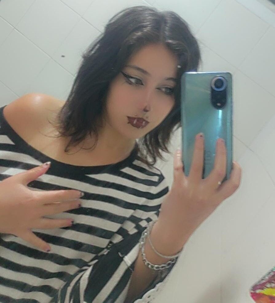 nana_unrecognizable1 Chatroom