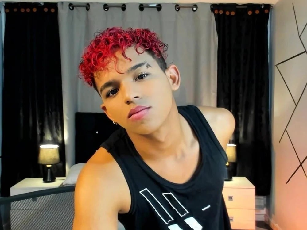 noah_smith02 Chatroom