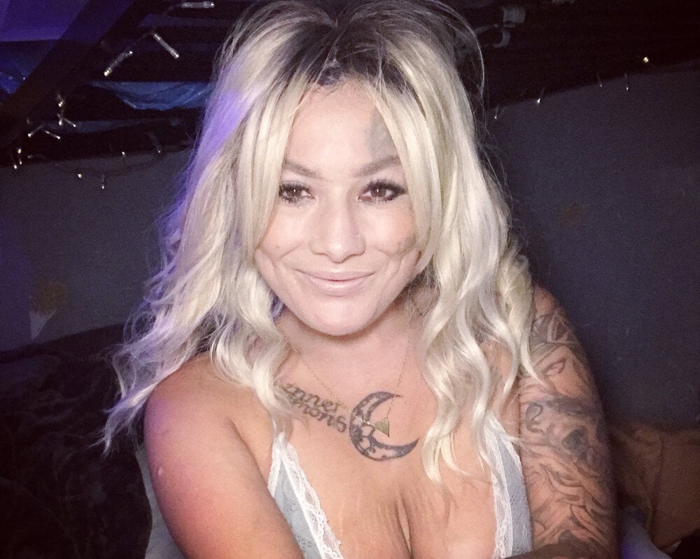 octaviatheillestt Chatroom